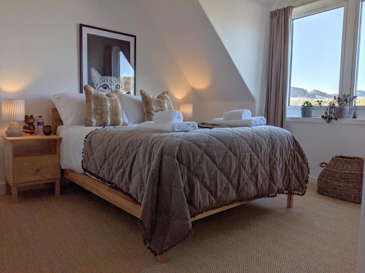 Central Hawick Spacious Stylish Flat With Log Burner エクステリア 写真