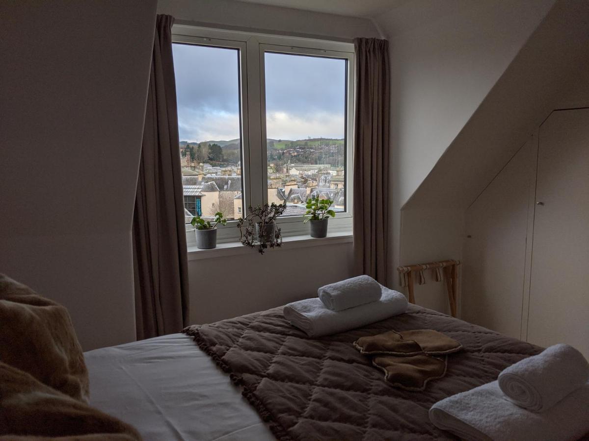Central Hawick Spacious Stylish Flat With Log Burner エクステリア 写真