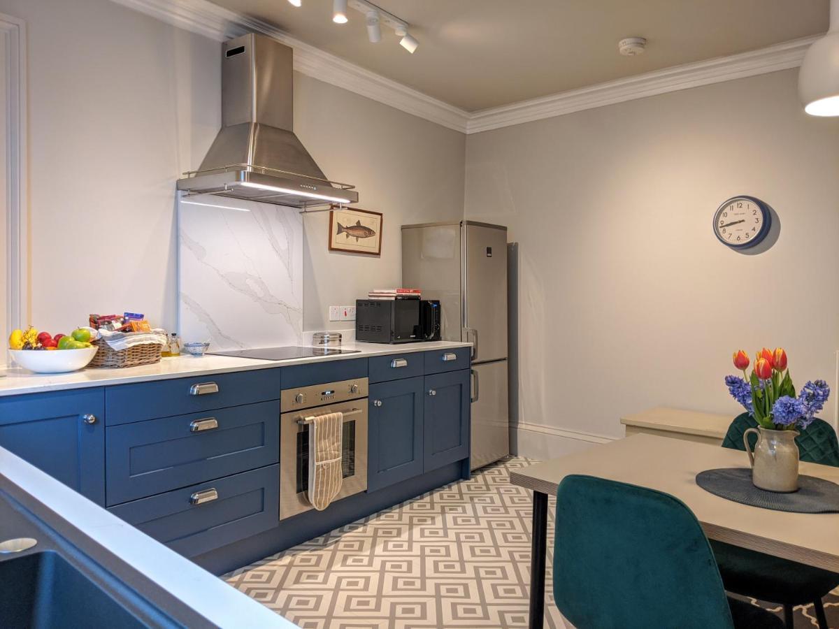 Central Hawick Spacious Stylish Flat With Log Burner エクステリア 写真